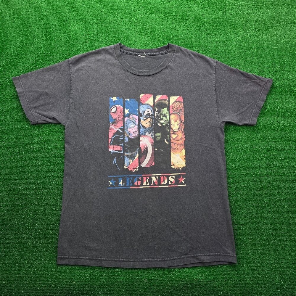 Marvels Legends Tshirt Mens‎ Large Black Avengers Spider-Man Iron Man Hulk